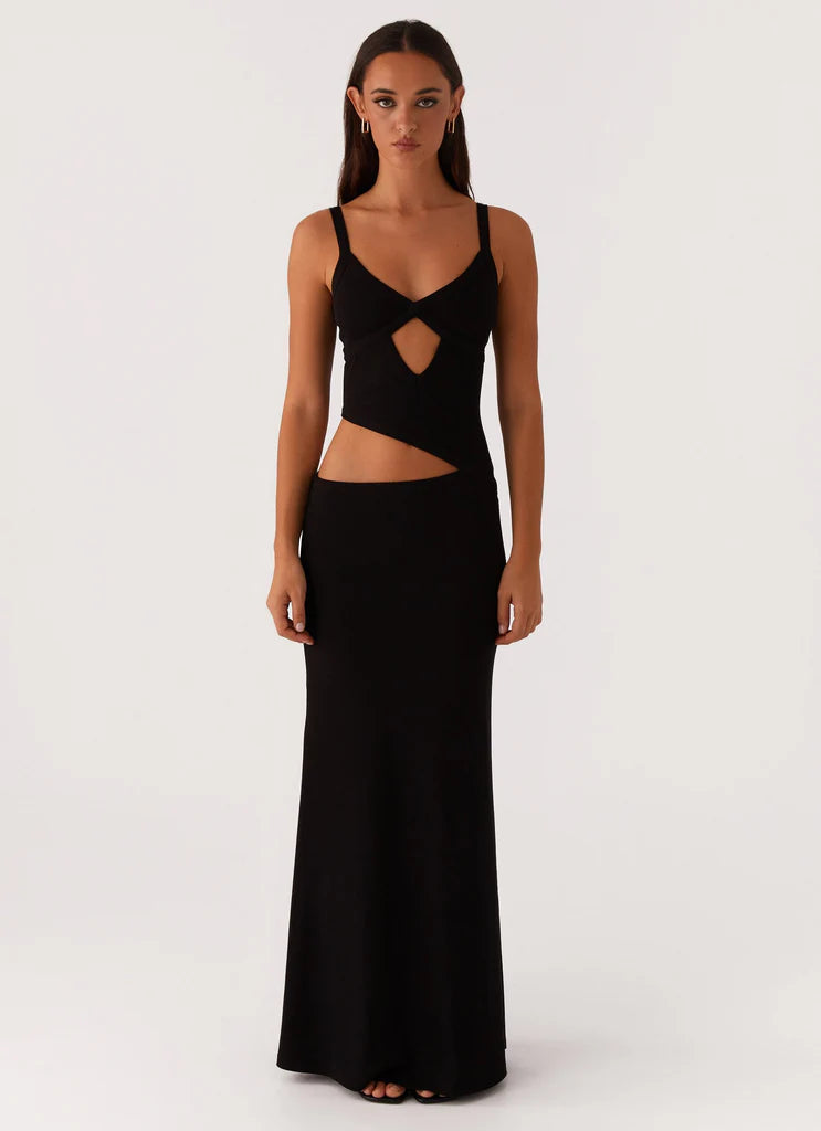Robe Maxi Tricotée avec Découpes – Blanc & Noir